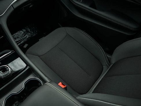 New 2025 Jeep Grand Cherokee L Laredo w/ Luxury Tech Group I image 27