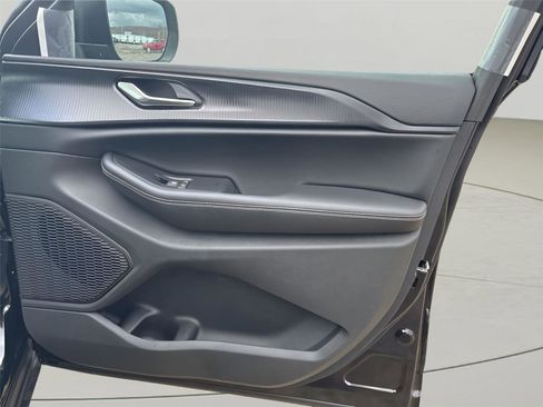 New 2025 Jeep Grand Cherokee Laredo X image 46