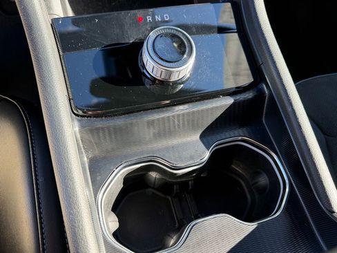 Certified 2024 Jeep Grand Cherokee Altitude image 28