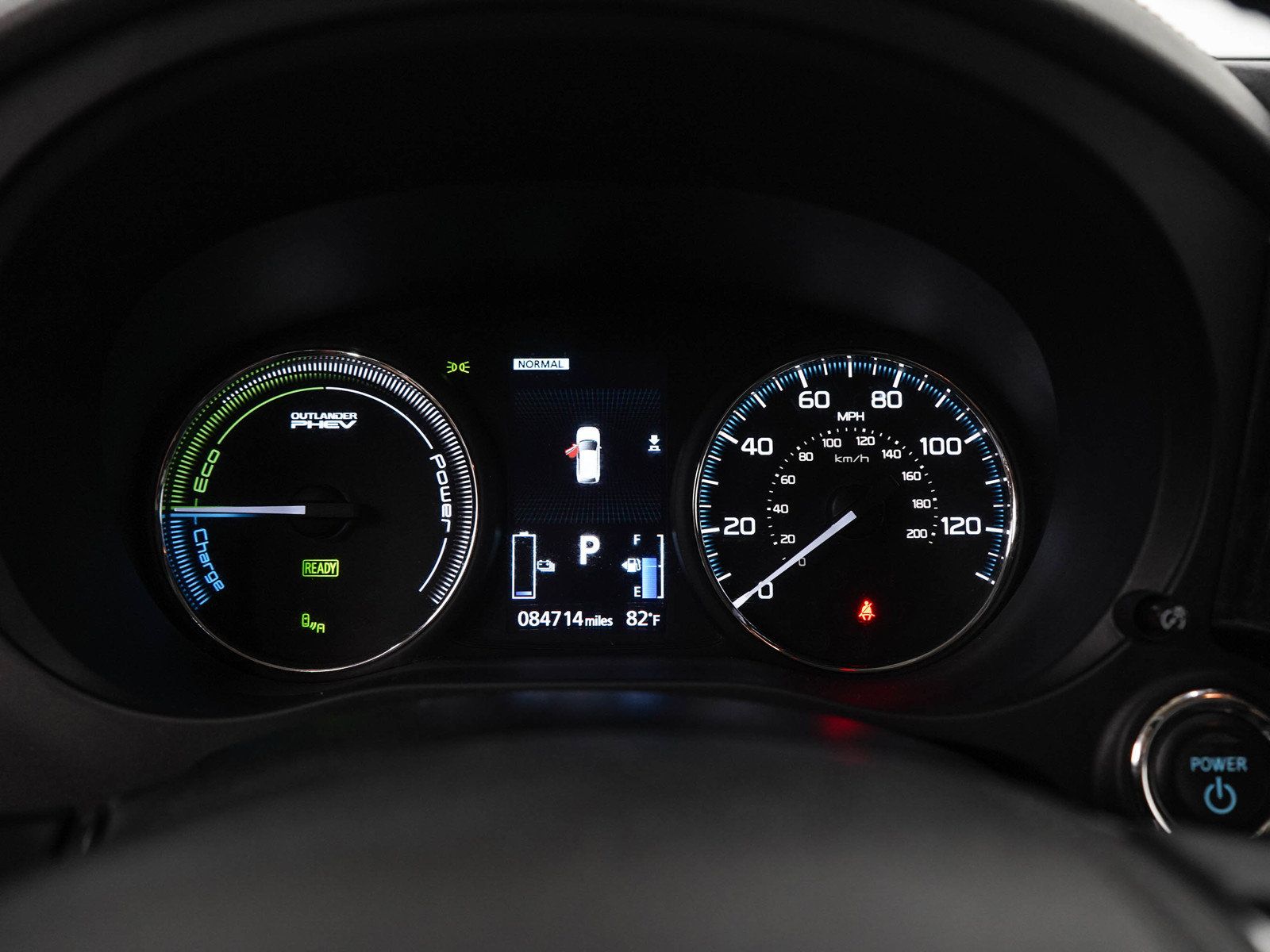 Used 2018 Mitsubishi Outlander 4WD Plug-In Hybrid image 27