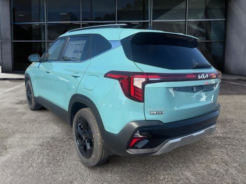 New 2026 Kia Seltos EX image 7
