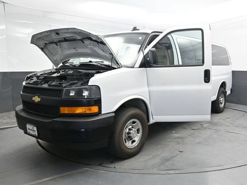 Used 2024 Chevrolet Express 3500 LS RWD image 42