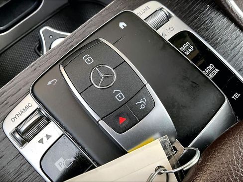 Used 2020 Mercedes-Benz GLE 350 4MATIC image 15