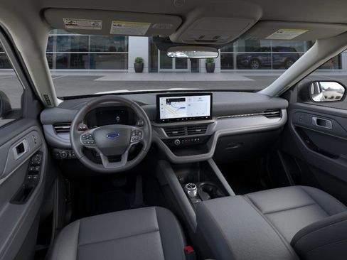 New 2026 Ford Explorer Active w/ Active Comfort Package image 9