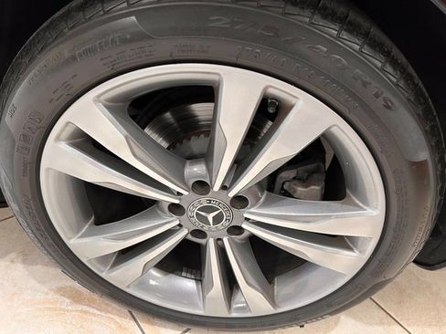 Used 2019 Mercedes-Benz S 560 4MATIC Sedan image 21