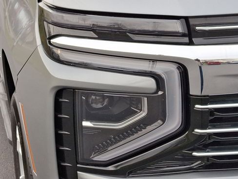 Used 2025 Chevrolet Tahoe LT image 9