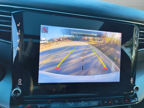 Used 2024 Jeep Wagoneer Series II RWD image 29