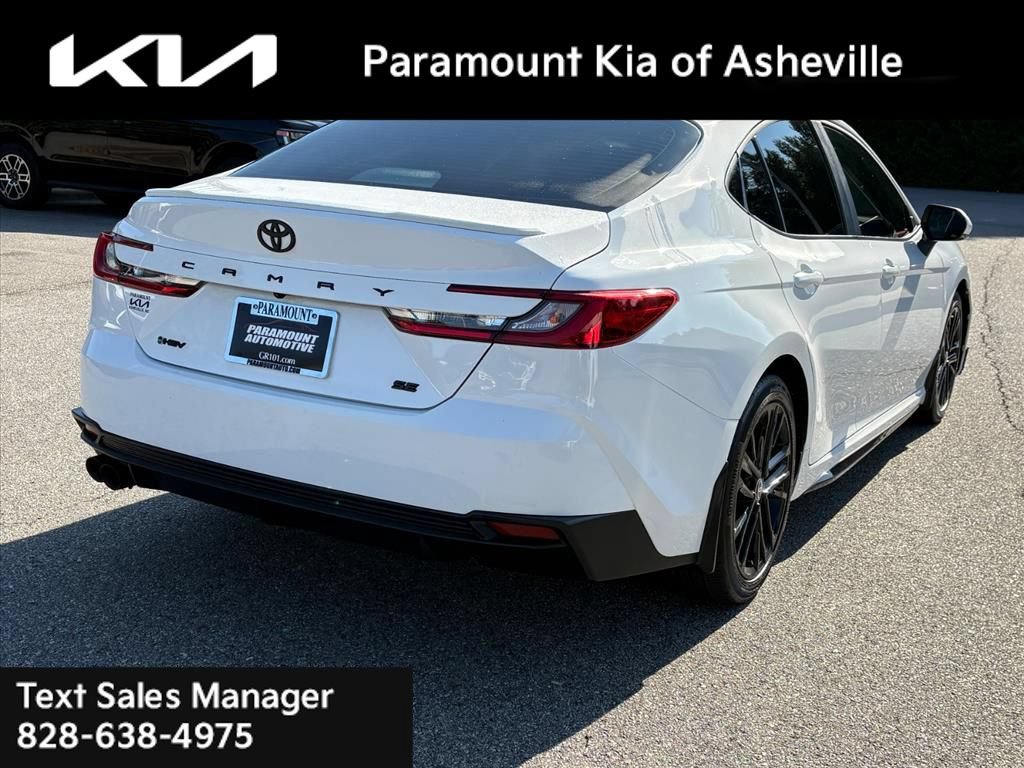 Used 2025 Toyota Camry SE w/ Convenience Package FWD image 6