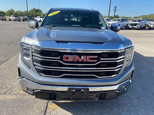 Used 2023 GMC Sierra 1500 SLT AWD/4WD image 9