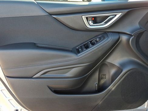 Used 2023 Subaru Forester Premium image 13