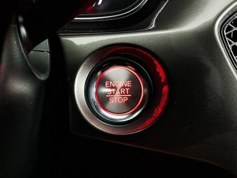 Used 2025 Acura Integra FWD image 17