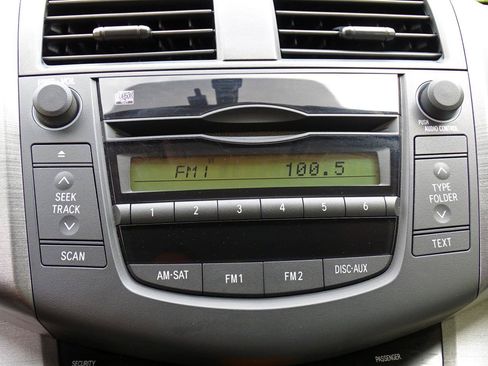 Used 2010 Toyota RAV4 4WD V6 image 30