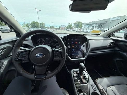 Used 2024 Subaru Crosstrek 2.5i Limited AWD/4WD image 13