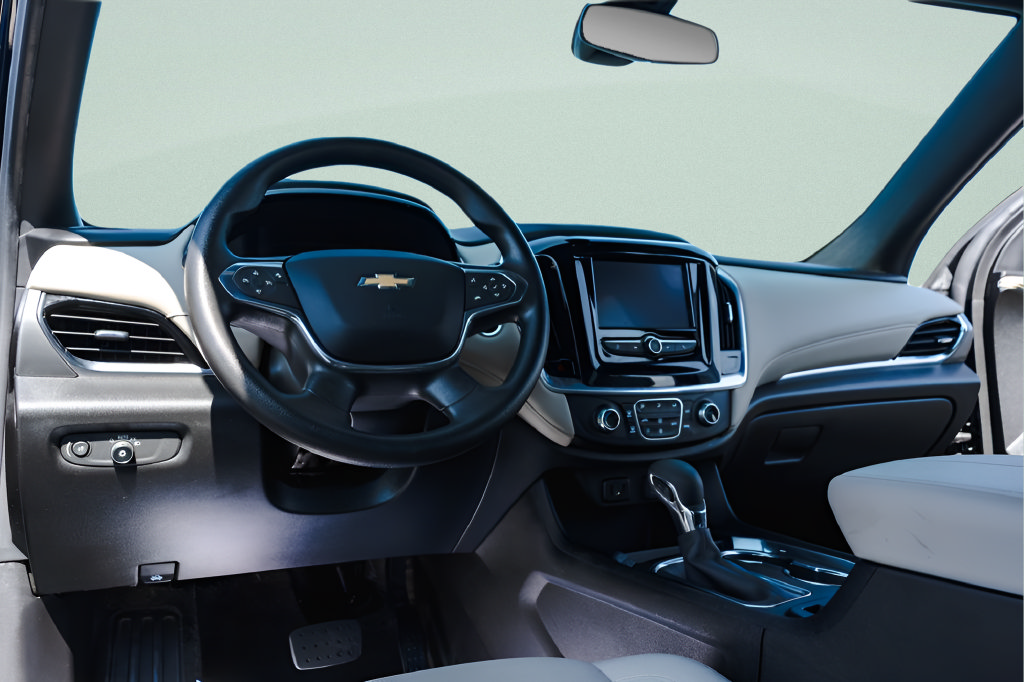 Used 2023 Chevrolet Traverse LS FWD image 16