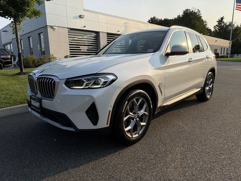 Used 2023 BMW X3 xDrive30i w/ Premium Package AWD/4WD image 4