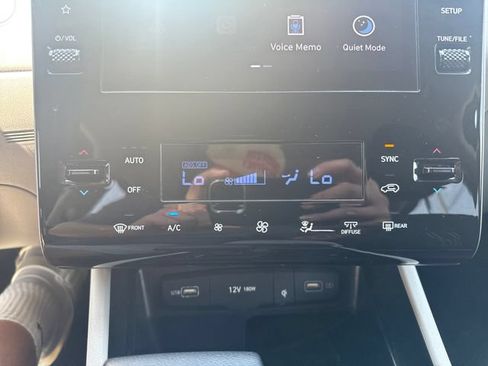 Used 2024 Hyundai Tucson SEL AWD/4WD image 24