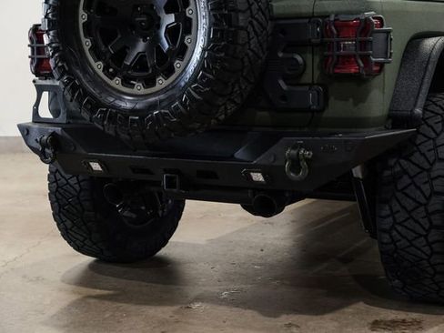 Used 2018 Jeep Wrangler Unlimited Rubicon AWD/4WD image 39