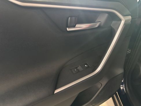 Used 2025 Toyota RAV4 XSE image 28