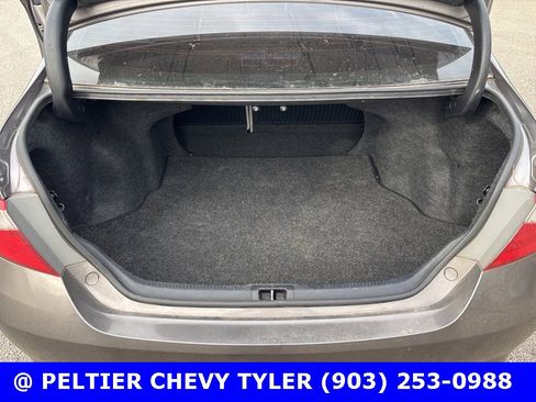 Used 2015 Toyota Camry SE image 20