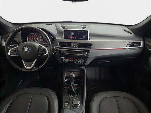 Used 2017 BMW X1 xDrive28i image 13