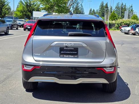 Certified 2023 Kia Niro Wave w/ Wave Preserve Package FWD image 4