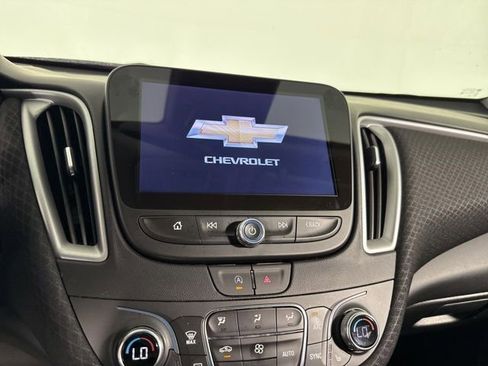Used 2024 Chevrolet Malibu LT FWD image 24