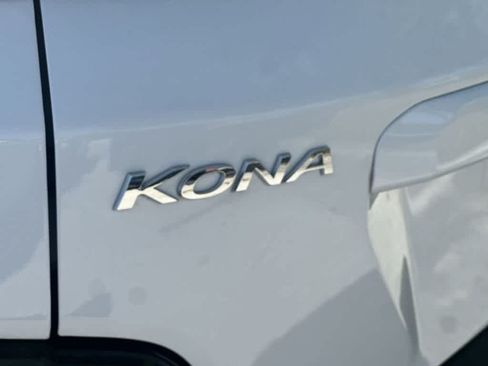 Used 2023 Hyundai Kona SEL FWD image 10