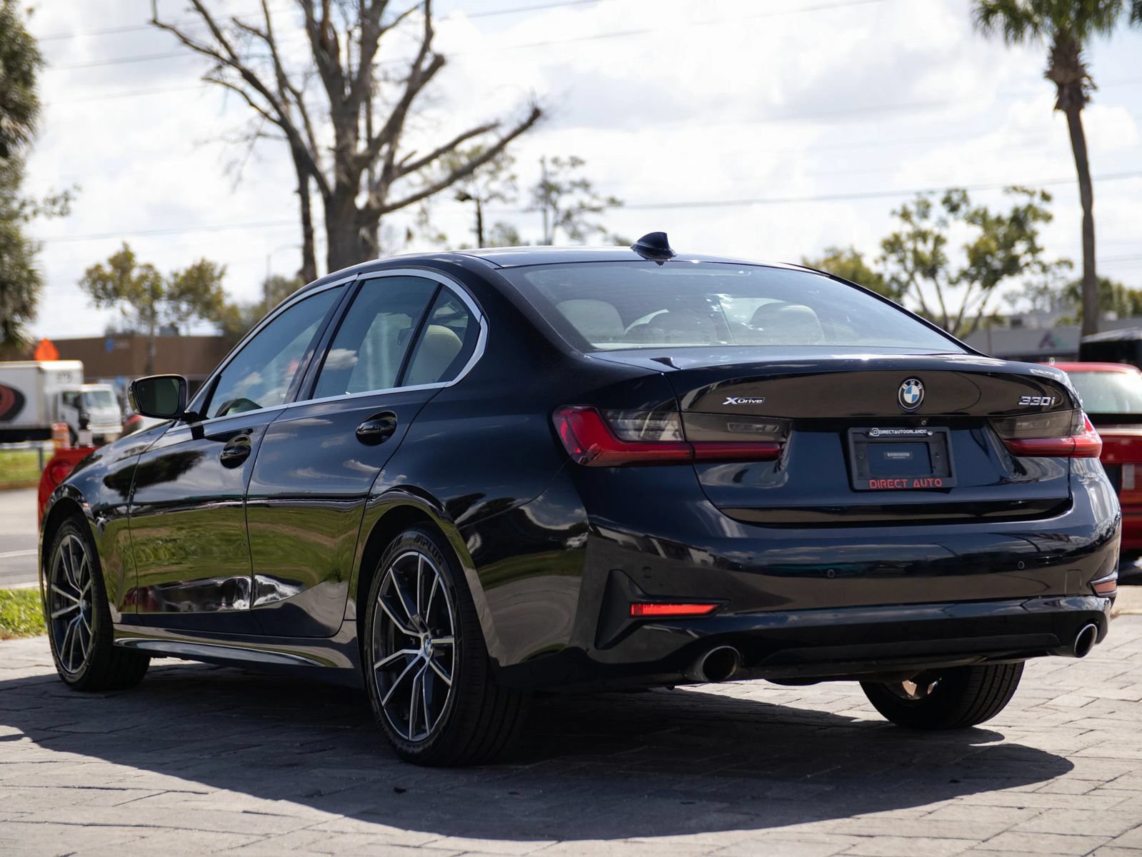 Used 2020 BMW 330i xDrive Sedan w/ Convenience Package AWD/4WD image 10