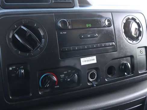 Used 2016 Ford E-450 and Econoline 450 Super Duty w/ Power Windows & Locks Group RWD image 27