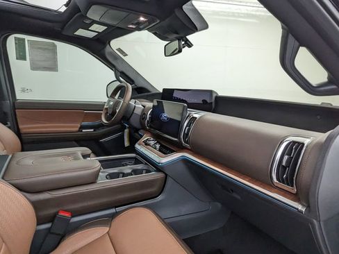 New 2025 Ford Expedition King Ranch image 43