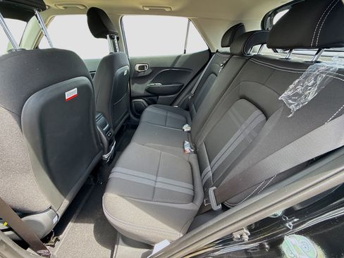 New 2026 Hyundai Venue SEL FWD image 17