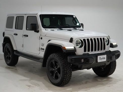 Used 2019 Jeep Wrangler Unlimited Sahara w/ Advanced Safety Group AWD/4WD image 1