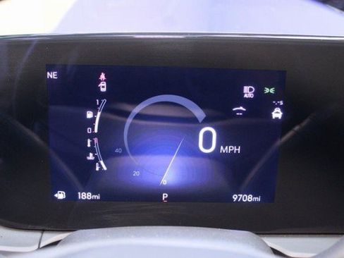 Used 2025 Buick Envista Sport Touring image 23