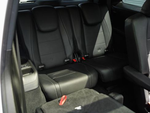 Used 2022 Mercedes-Benz GLS 450 4MATIC w/ AMG Line Exterior image 27