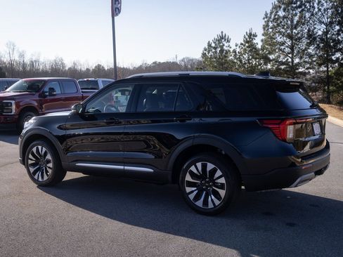 New 2026 Ford Explorer Platinum w/ LUX Leather Package AWD/4WD image 13