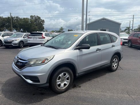 Used 2015 Honda CR-V LX image 3