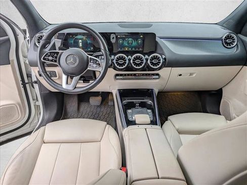 Used 2021 Mercedes-Benz GLA 250 4MATIC image 17