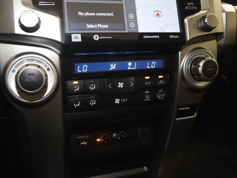 Used 2023 Toyota 4Runner Limited AWD/4WD image 27