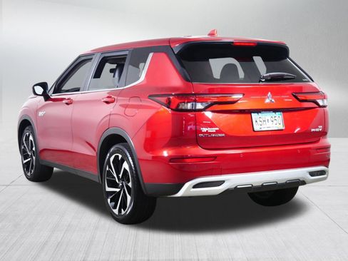 Used 2023 Mitsubishi Outlander SE AWD/4WD image 5