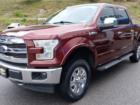 Used 2017 Ford F150 Lariat w/ Equipment Group 502A Luxury AWD/4WD image 8