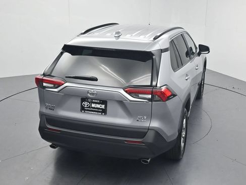 Used 2025 Toyota RAV4 XLE AWD/4WD image 52