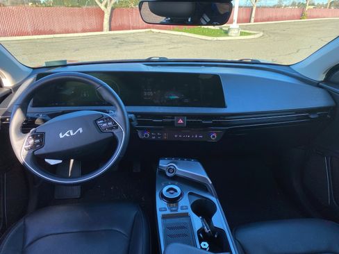 Used 2022 Kia EV6 Wind w/ Wind Technology Package image 10