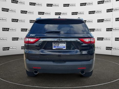 Used 2021 Chevrolet Traverse LT FWD image 5