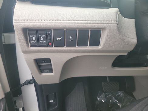 New 2026 Honda Odyssey EX-L image 21