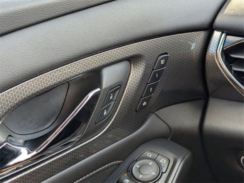 Certified 2023 Chevrolet Traverse Premier image 27