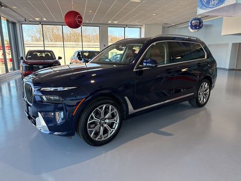 Used 2023 BMW X7 xDrive40i w/ Executive Package image 1
