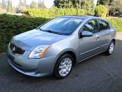 Used 2011 Nissan Sentra 2.0 S image 2