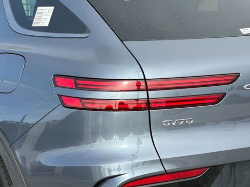 New 2026 Genesis GV70 3.5T Sport Advanced image 27
