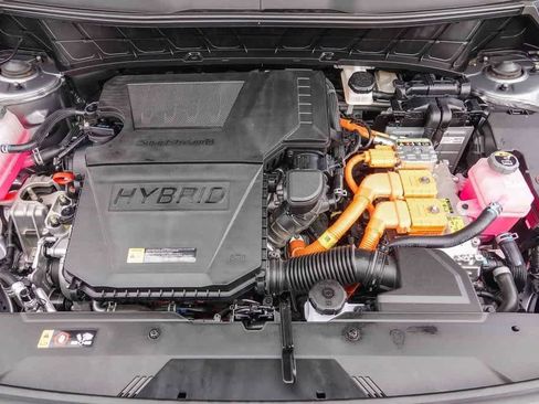 Certified 2025 Kia Niro LX image 27