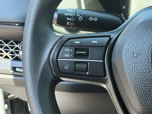 Used 2025 Honda Accord SE image 17